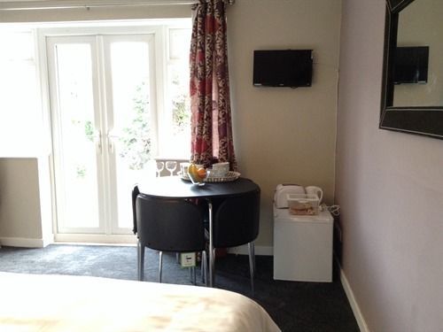 Meadow House Bed & Breakfast Edinburgh Bagian luar foto